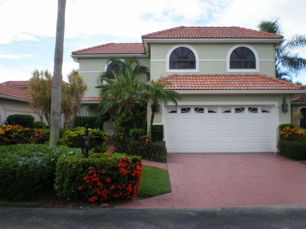 Property Photo:  9028 Villa Portofino Circle  FL 33496 