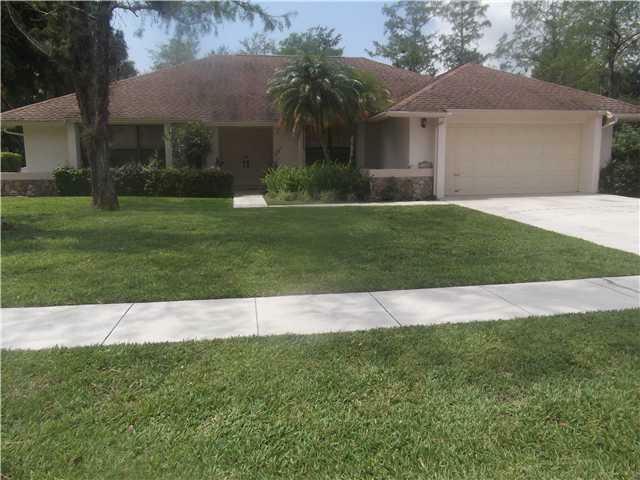 Property Photo:  13652 Ishnala Circle  FL 33414 