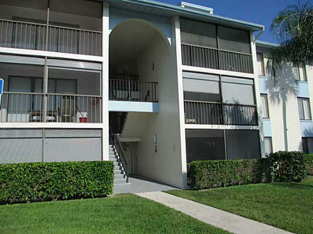 Property Photo:  1111 Green Pine Boulevard B2  FL 33409 