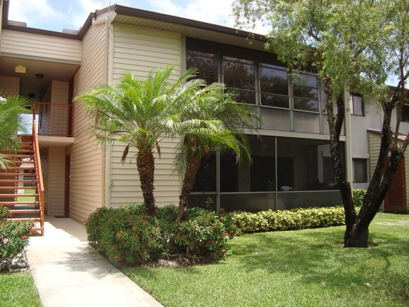 Property Photo:  15484 Lakes Of Delray Boulevard Apt 203  FL 33484 