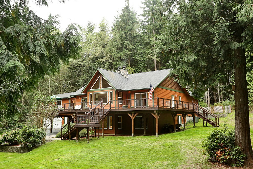 Property Photo:  4396 Fallview Lane  WA 98260 