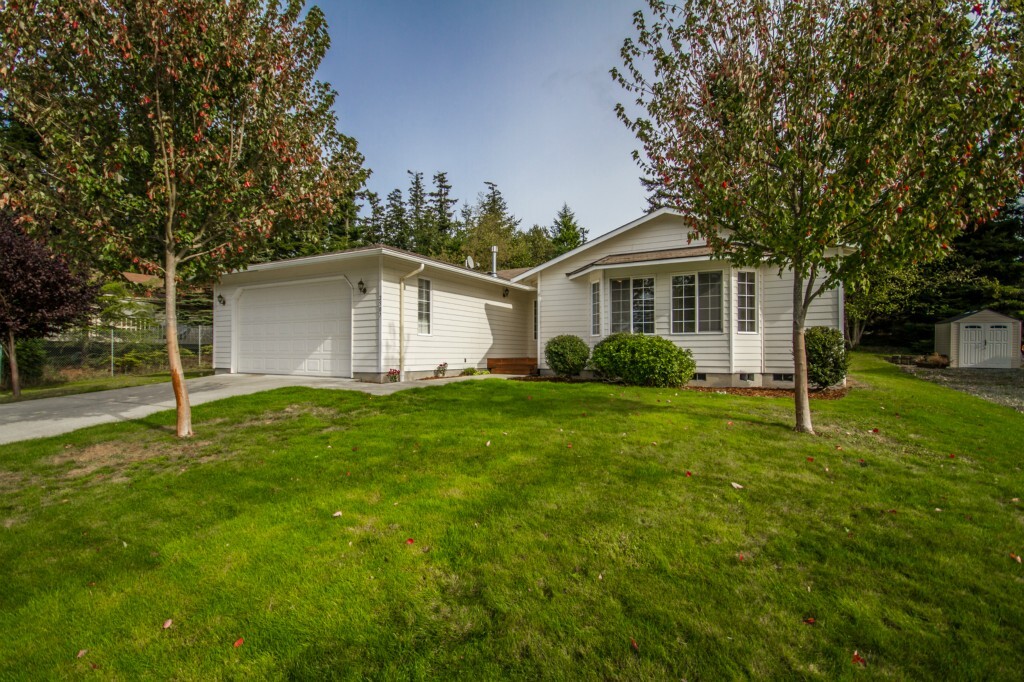 Property Photo: 2507 Shannon Point Rd WA 98221
