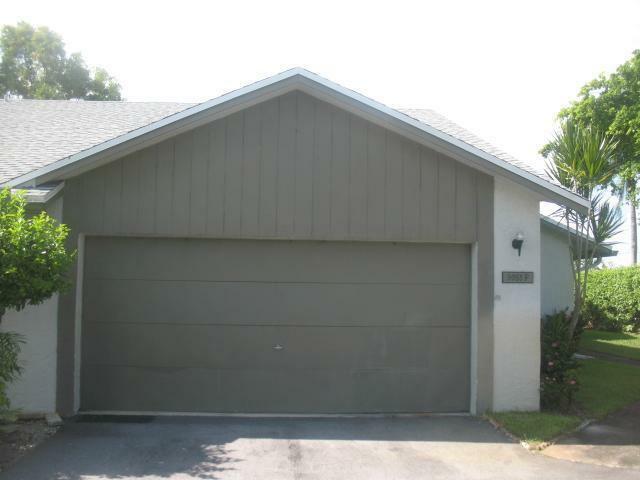 Property Photo: 9085 SW 20th Street Apt F FL 33428