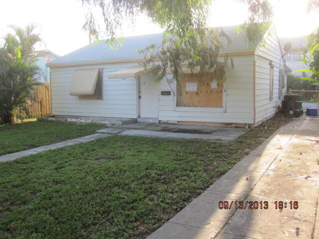 Property Photo:  1505 N N Street  FL 33460 