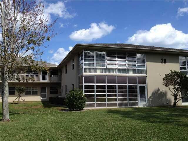 Property Photo:  28 Lake Vista Trail 106  FL 34952 