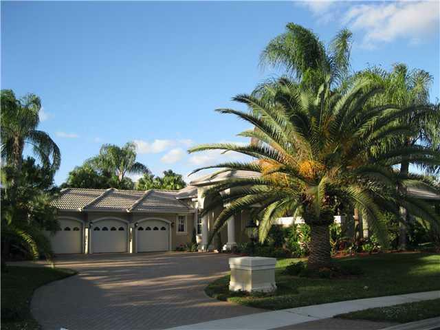 Property Photo:  4368 James Estate Court  FL 33449 