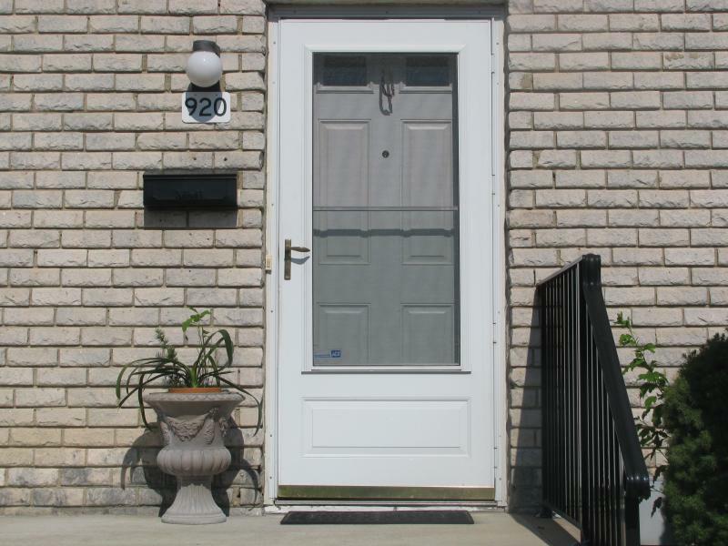 Property Photo:  920 Robin Rd 920  NJ 08844 