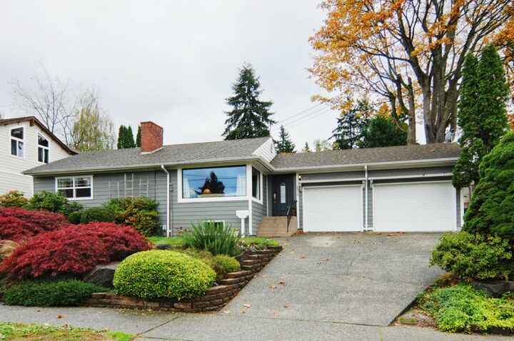 6818 47th Ave NE  Seattle WA 98115 photo