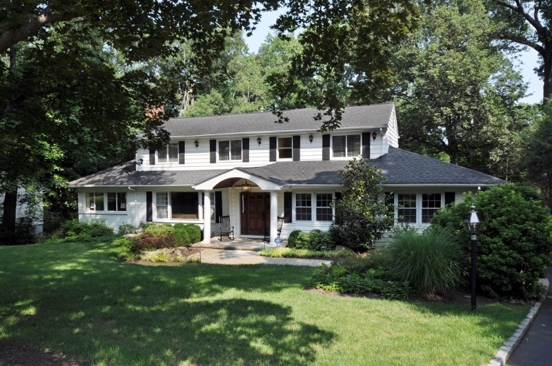 Property Photo:  82 Highland Ave  NJ 07928 