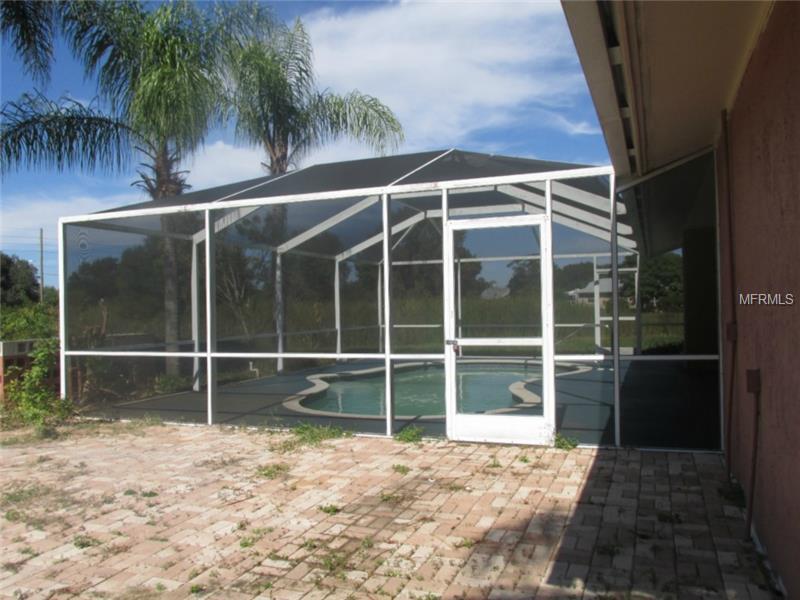 Property Photo:  1105 110th Street E  FL 34212 