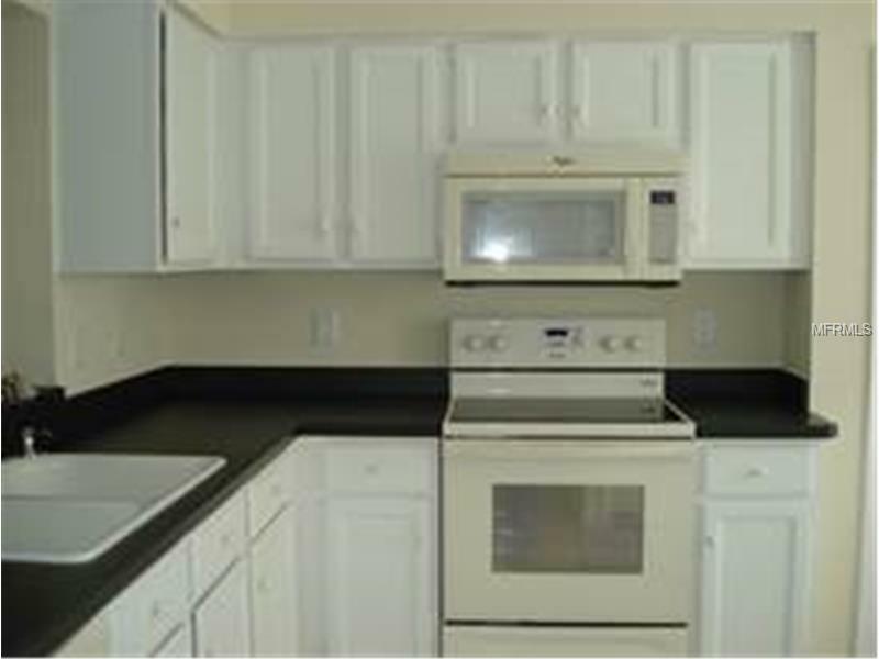 Property Photo: 4262 E Weeping Willow Circle FL 32708