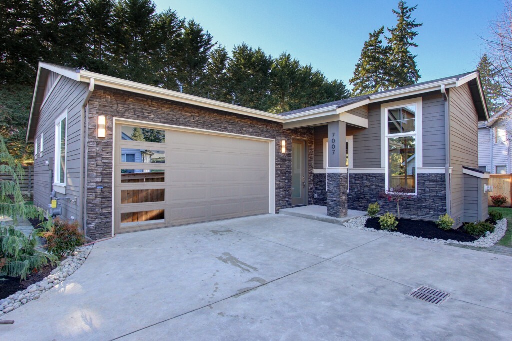 Property Photo: 7007lot 2 126th Ave NE WA 98033