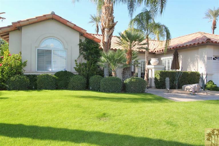 Property Photo:  137 Courtside Drive  CA 92260 