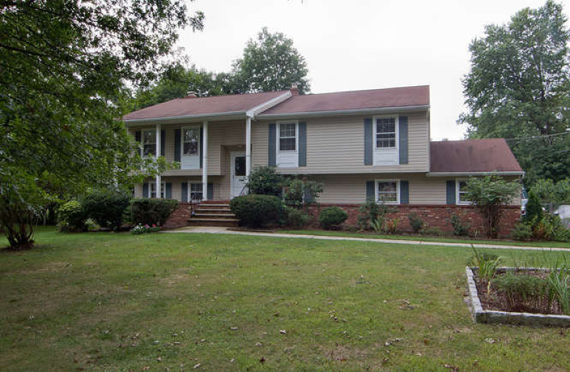 Property Photo:  1260 Terrill Rd  NJ 07076 