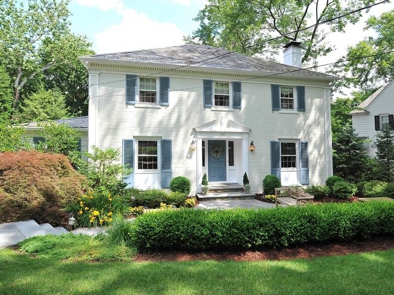 Property Photo:  43 N Hillside Pl  NJ 07450 