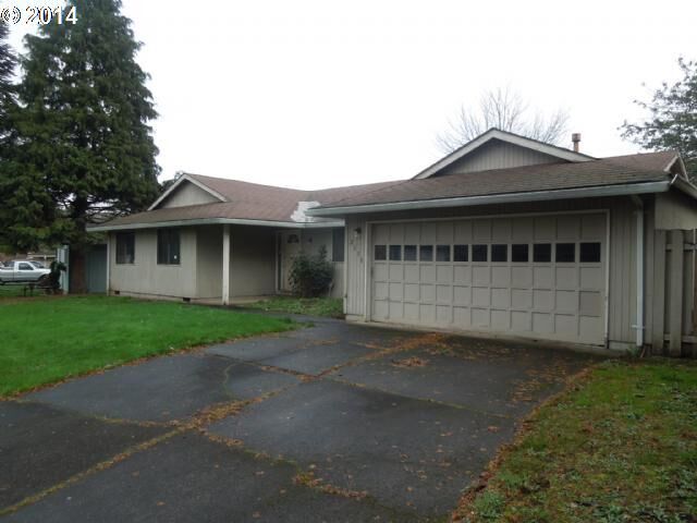 2010 SW Leewood Dr  Beaverton OR 97003 photo