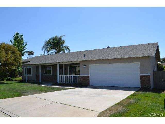 Property Photo: 27183 Orangemont Way CA 92544