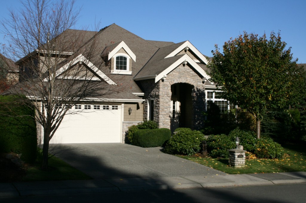 Property Photo: 27564 SE 31st Place WA 98075