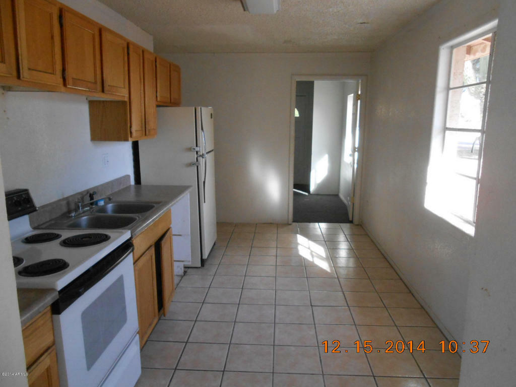 Property Photo:  502 S Meridian Road  AZ 85120 