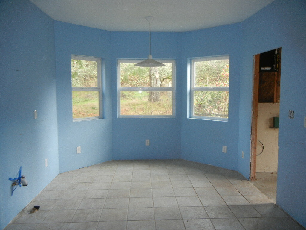 Property Photo: 8929 SW 184th St WA 98070