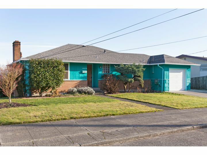 Property Photo:  10026 Waters Ave S  WA 98178 