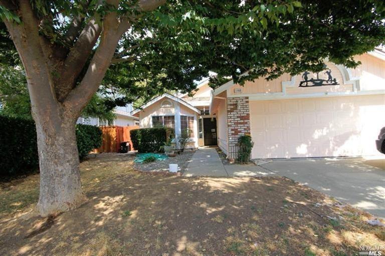Property Photo: 1103 Meadowlark Drive CA 95687