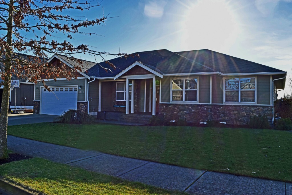 Property Photo: 1521 Westview Place WA 98264