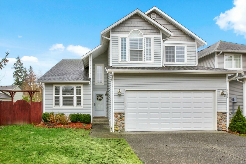 Property Photo: 4624 151st Place SE WA 98208
