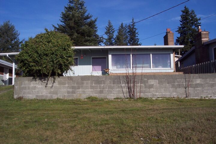 Property Photo: 4115 76th Place NW WA 98271