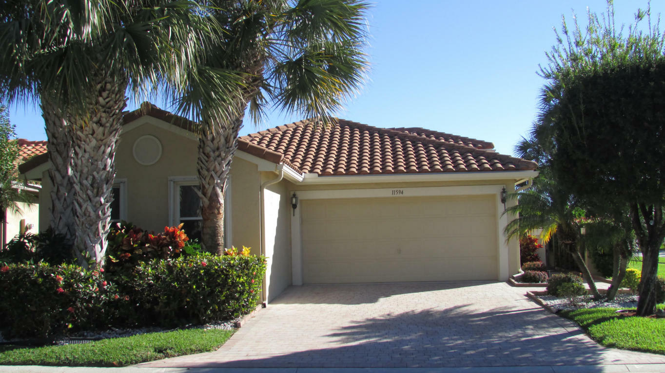 Property Photo:  11594 Colonnade Drive  FL 33437 