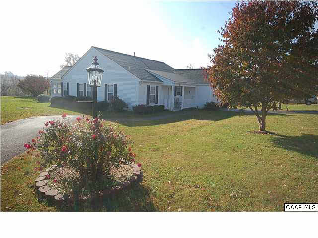 Property Photo:  39 Hilltop Ct  VA 22973 