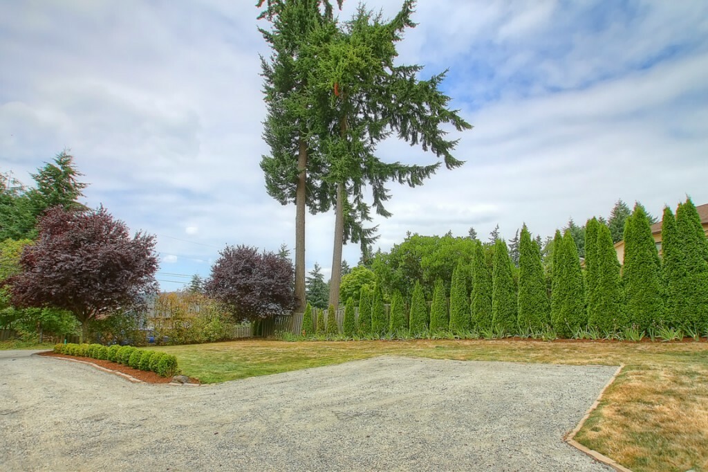 Property Photo: 7628 114th Place SE WA 98056