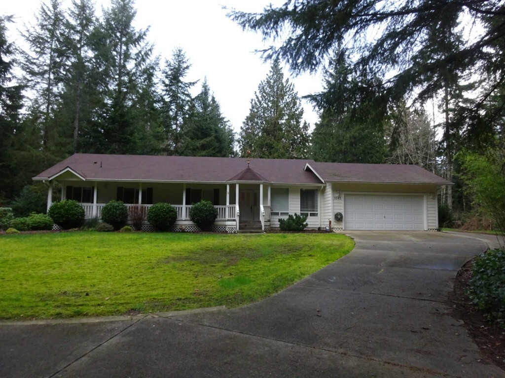 Property Photo:  3745 SE Engledow Lane  WA 98367 