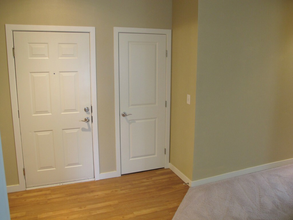 Property Photo: 3905 243rd Place SE M102 WA 98021