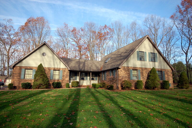 Property Photo: 31 Roosevelt Rd NJ 08822