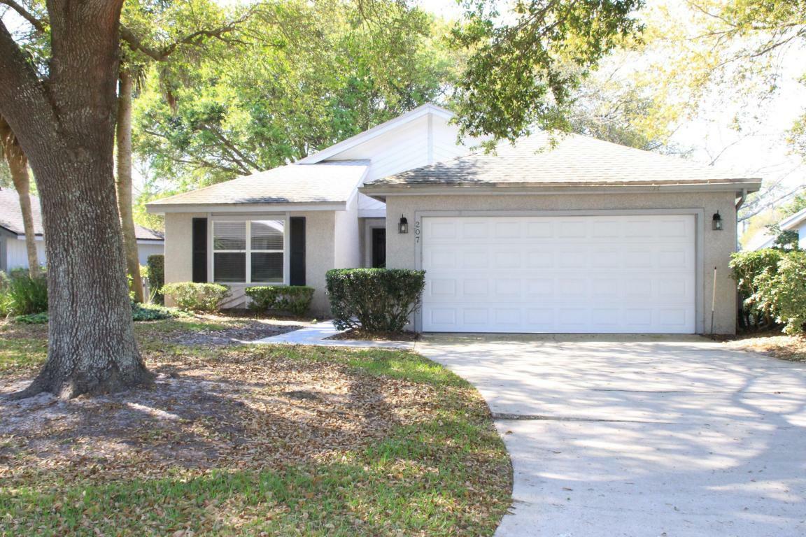 Property Photo:  207 Solano Woods Drive  FL 32082 