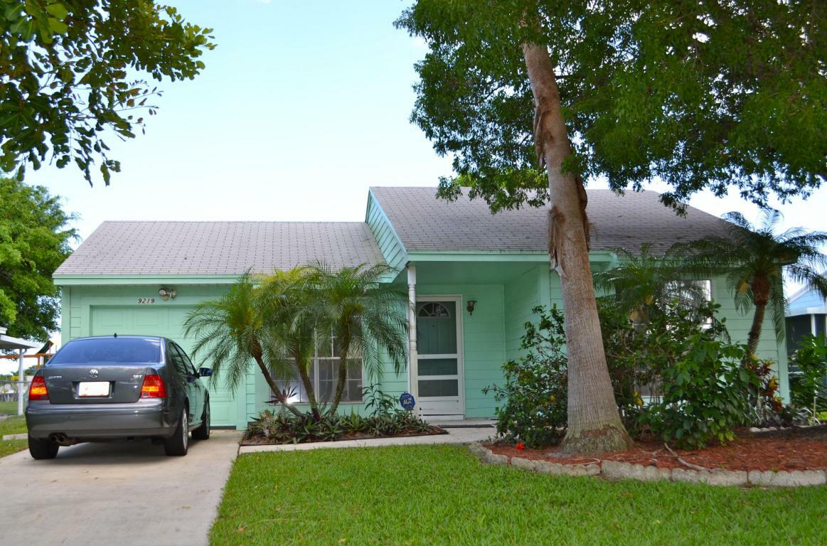 Property Photo:  9219 Carma Drive  FL 33472 