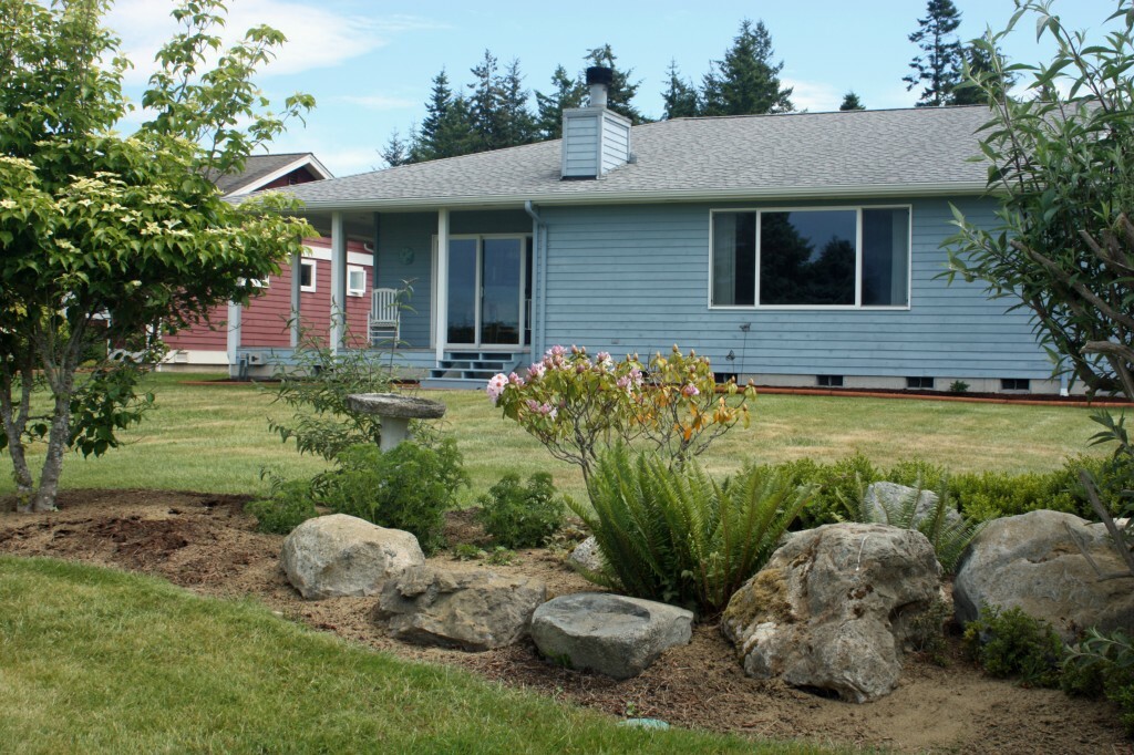 Property Photo:  912 Karen Ann Dr  WA 98282 