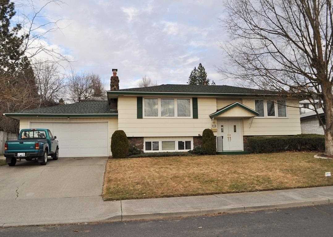 Property Photo: 5734 N Greenwood Blvd WA 99205