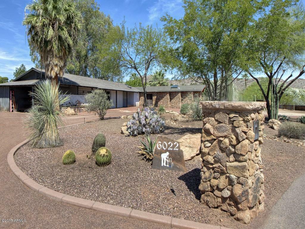 Property Photo:  6022 N 64th Place  AZ 85253 