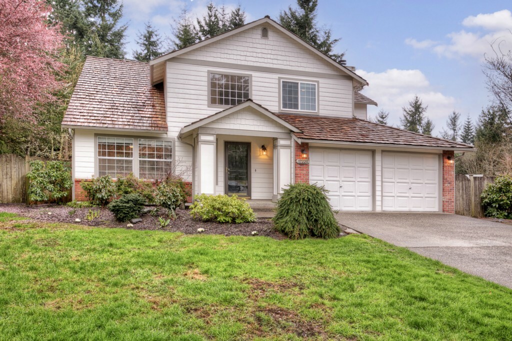 Property Photo:  17220 91st Ave E  WA 98375 