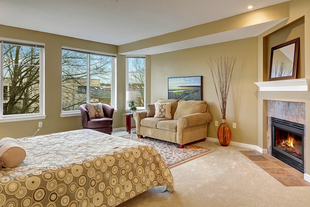Property Photo: 1525 NW 57th St 430 WA 98107