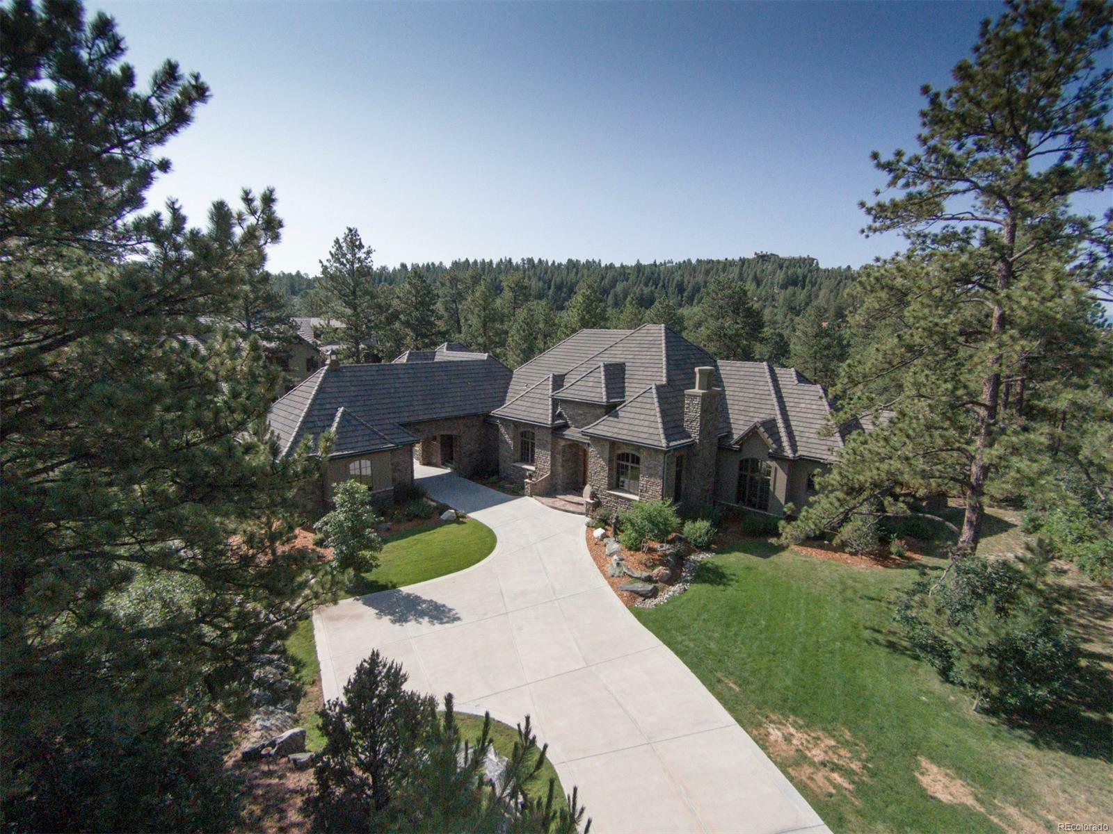 Property Photo: 976 Country Club Parkway CO 80108