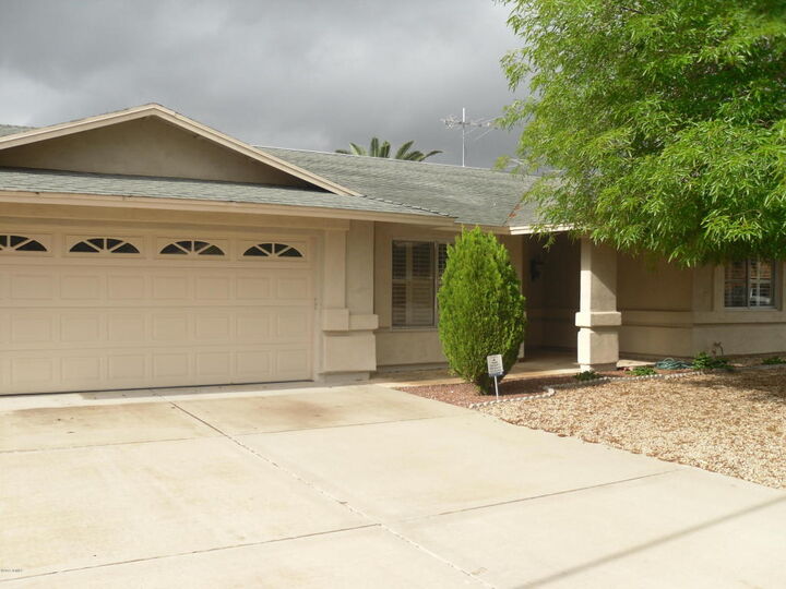 Property Photo: 17634 N Lindgren Avenue AZ 85373