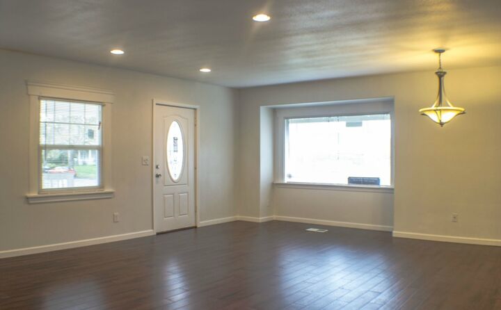 Property Photo:  3320 E I St  WA 98404 