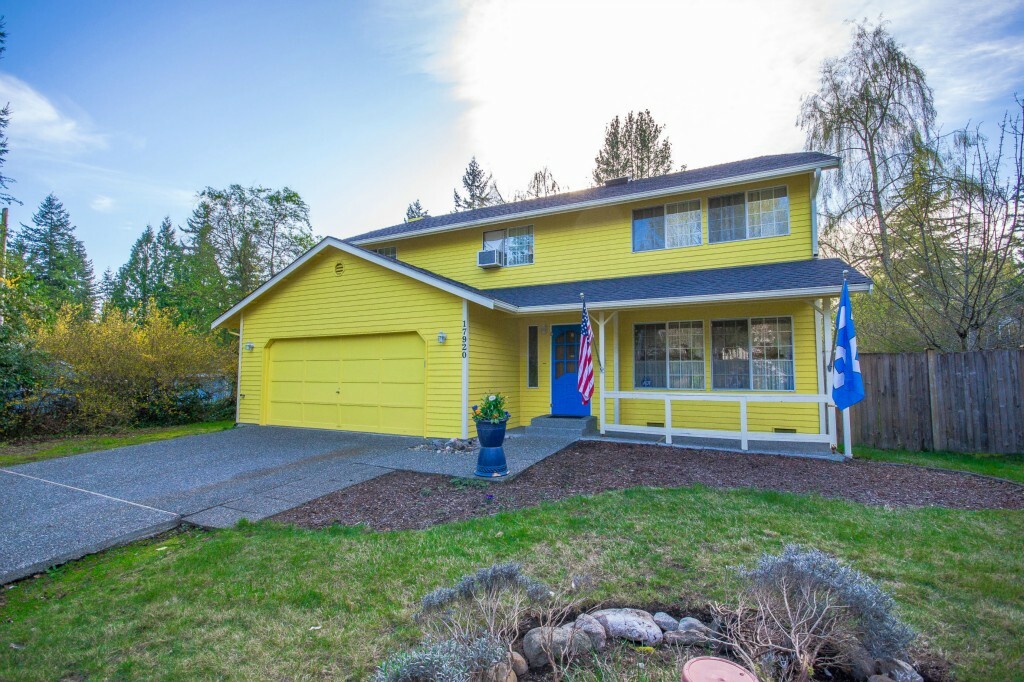 Property Photo:  17920 60th Ave W  WA 98037 