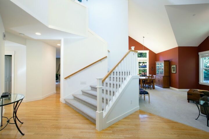 Property Photo: 7155 Moon Valley Rd SE WA 98045