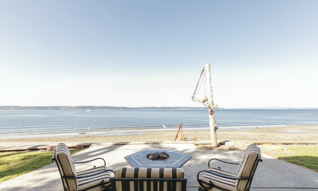 Property Photo:  240 Woodland Beach Rd  WA 98282 