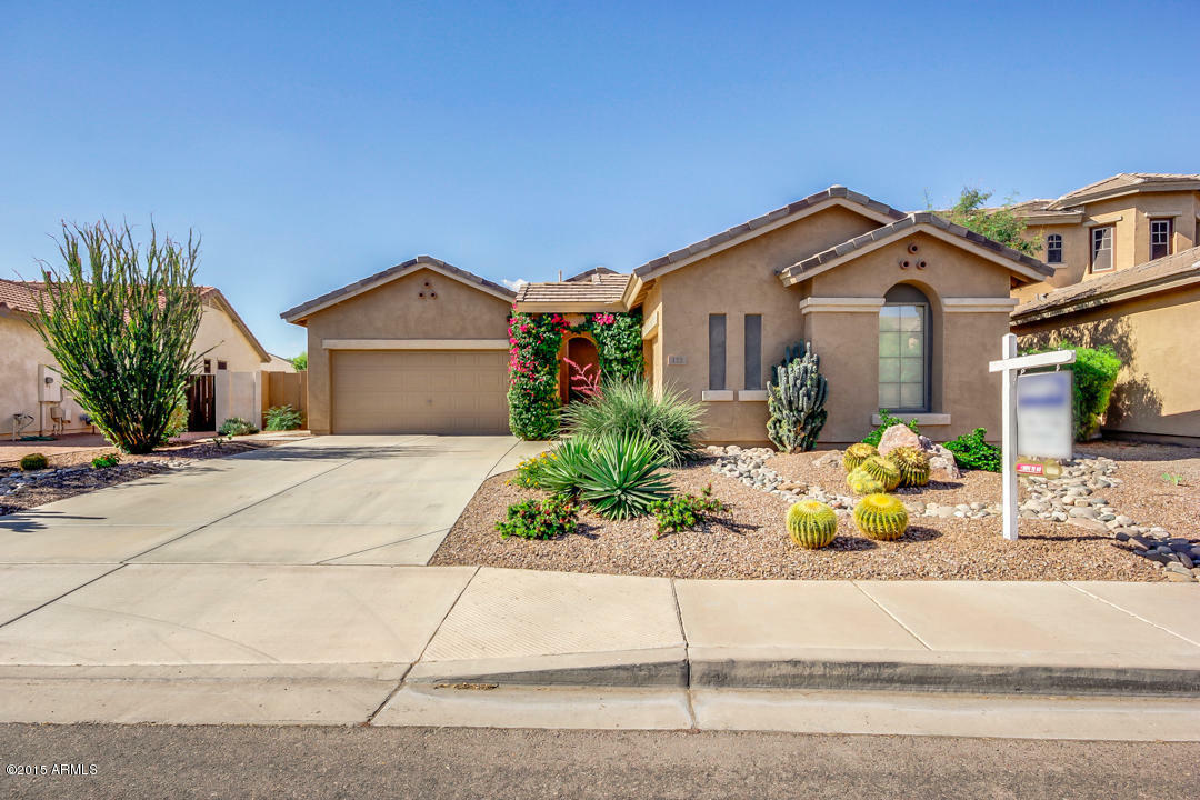 Property Photo:  172 W Hawk Way  AZ 85286 