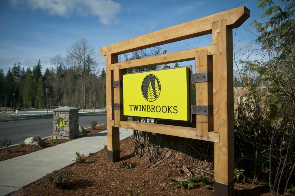 Property Photo: 357 Twin Brooks Dr WA 98274